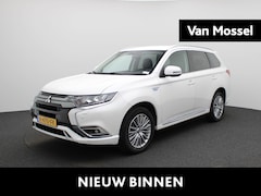 Mitsubishi Outlander - 2.4 PHEV Intense AWD | Trekhaak | Climate Control | Apple Carplay / Android Auto | Stoelve