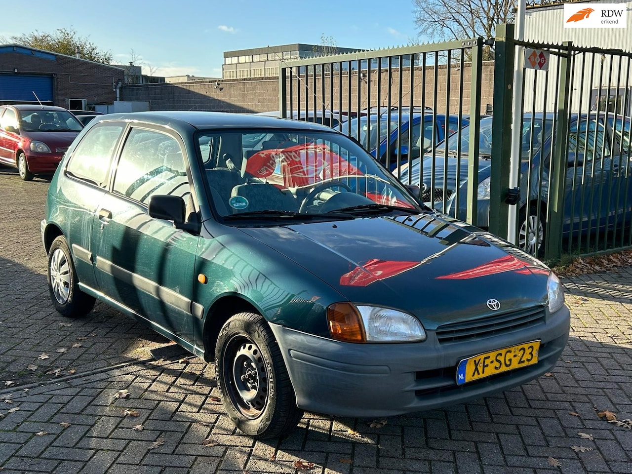 Toyota Starlet - 1.3-16V XLi Automaat - AutoWereld.nl