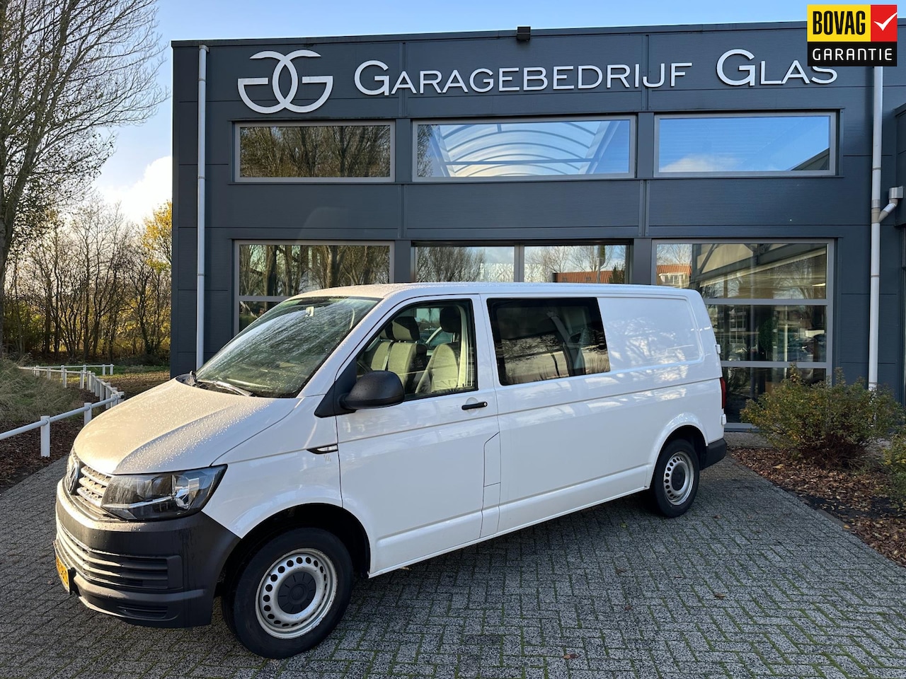 Volkswagen Transporter - 2.0 TDI L2H1 DC - dubbele cabine - AutoWereld.nl