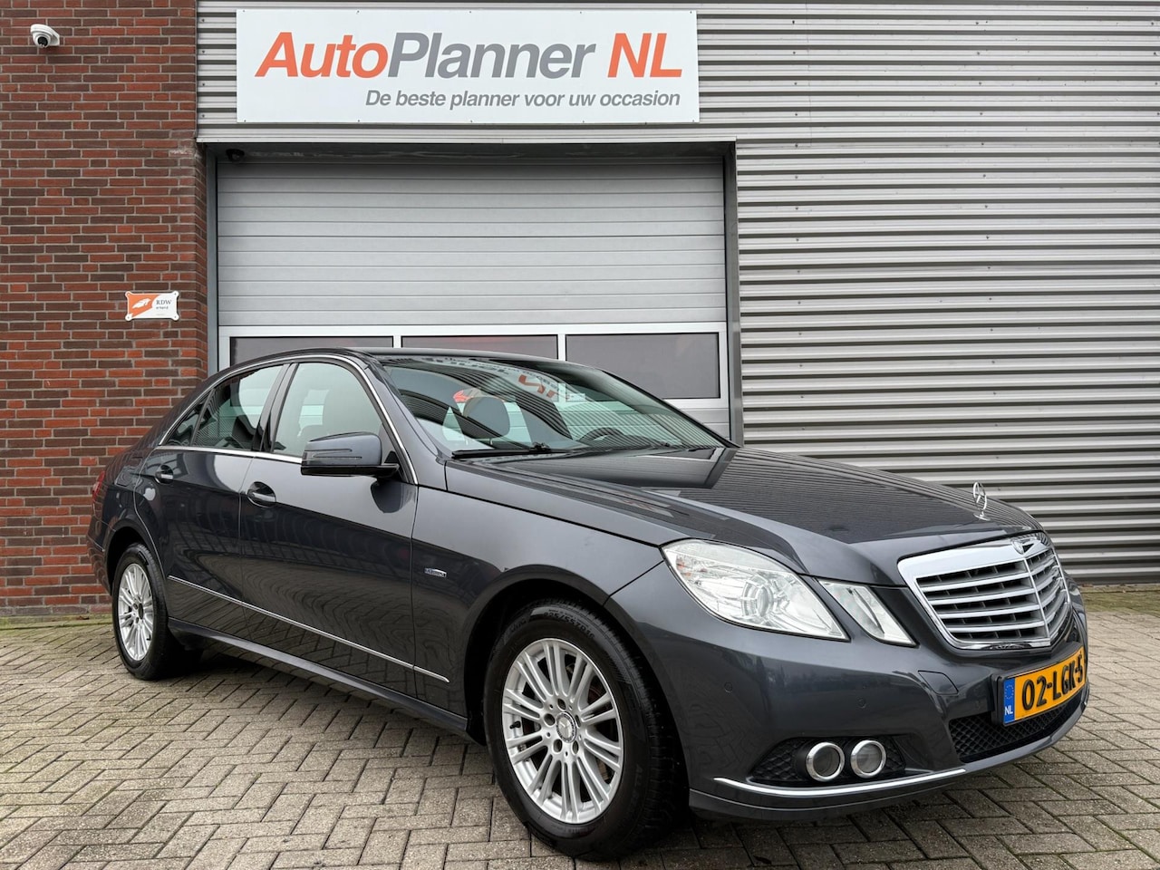 Mercedes-Benz E-klasse - 200 CGI Elegance! Clima! Cruise! Navi! - AutoWereld.nl