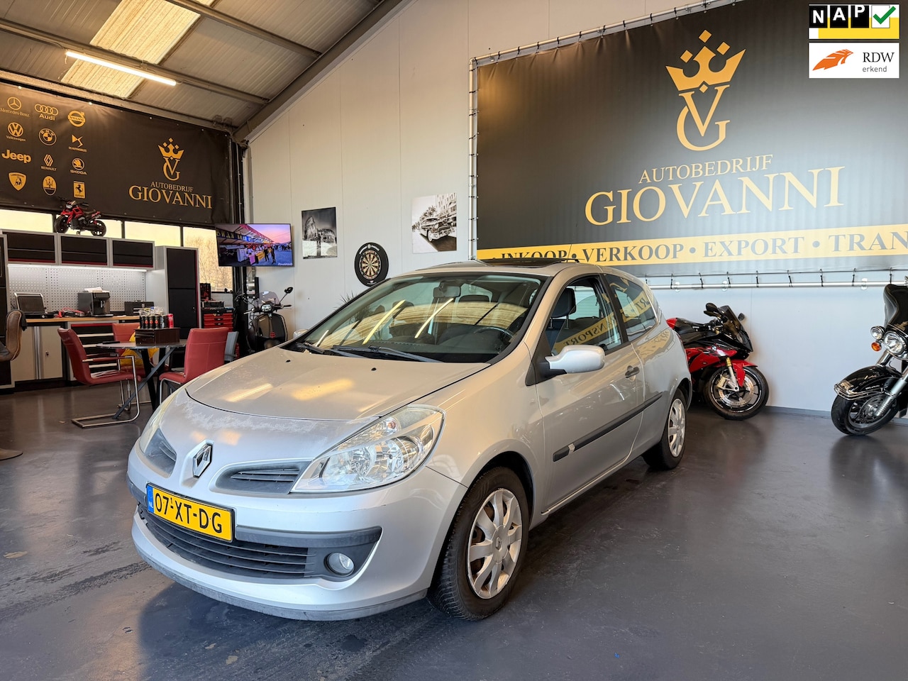 Renault Clio - 1.4-16V Dynamique inruil mogelijk - AutoWereld.nl