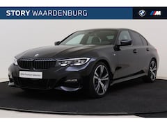 BMW 3-serie - 320i Executive M Sport Automaat / Sportstoelen / M Sportonderstel / Live Cockpit Professio
