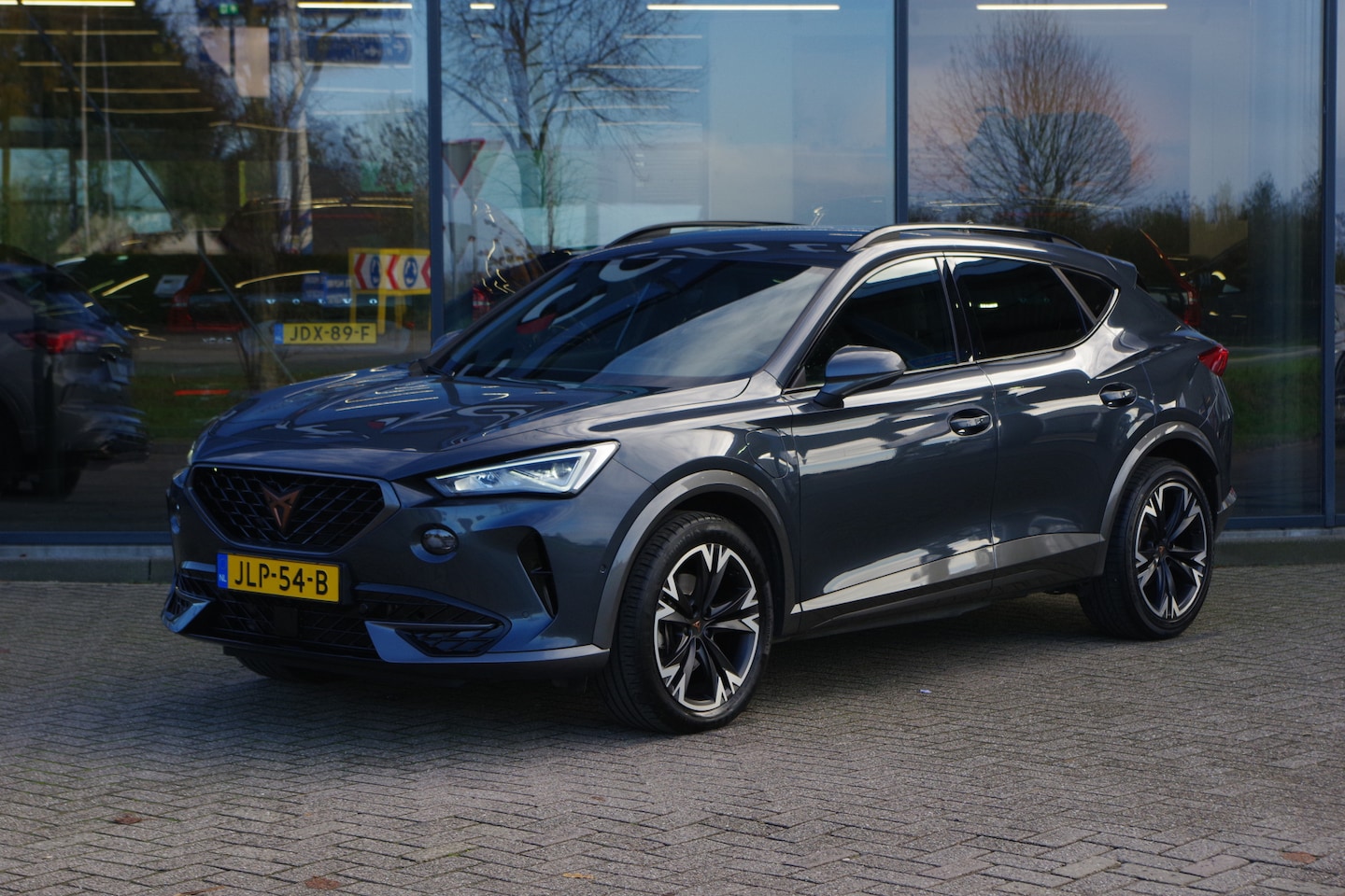 CUPRA Formentor - 1.4 TSI e-Hybrid 204 PK Essential PHEV, Camera, LED, Stuurverwarming, Carplay - AutoWereld.nl