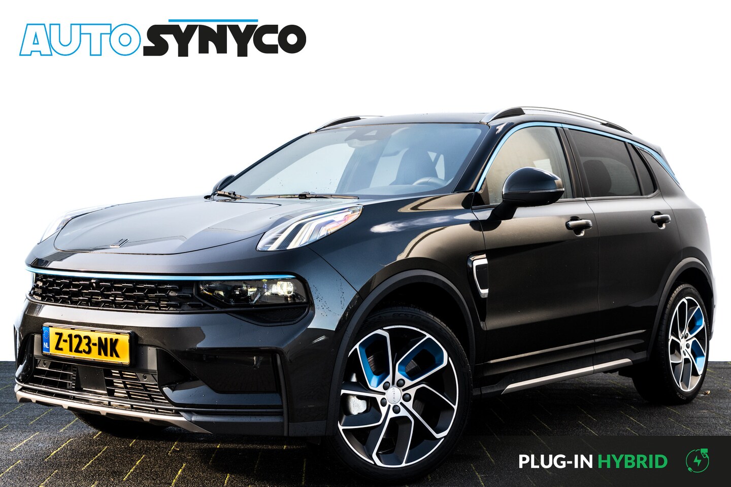 Lynk & Co 01 - 1.5 Plug-in Hybrid 262 Pk I Modeljaar 2023 I Stuurverwarming I Panoramadak I 75 km Elektri - AutoWereld.nl