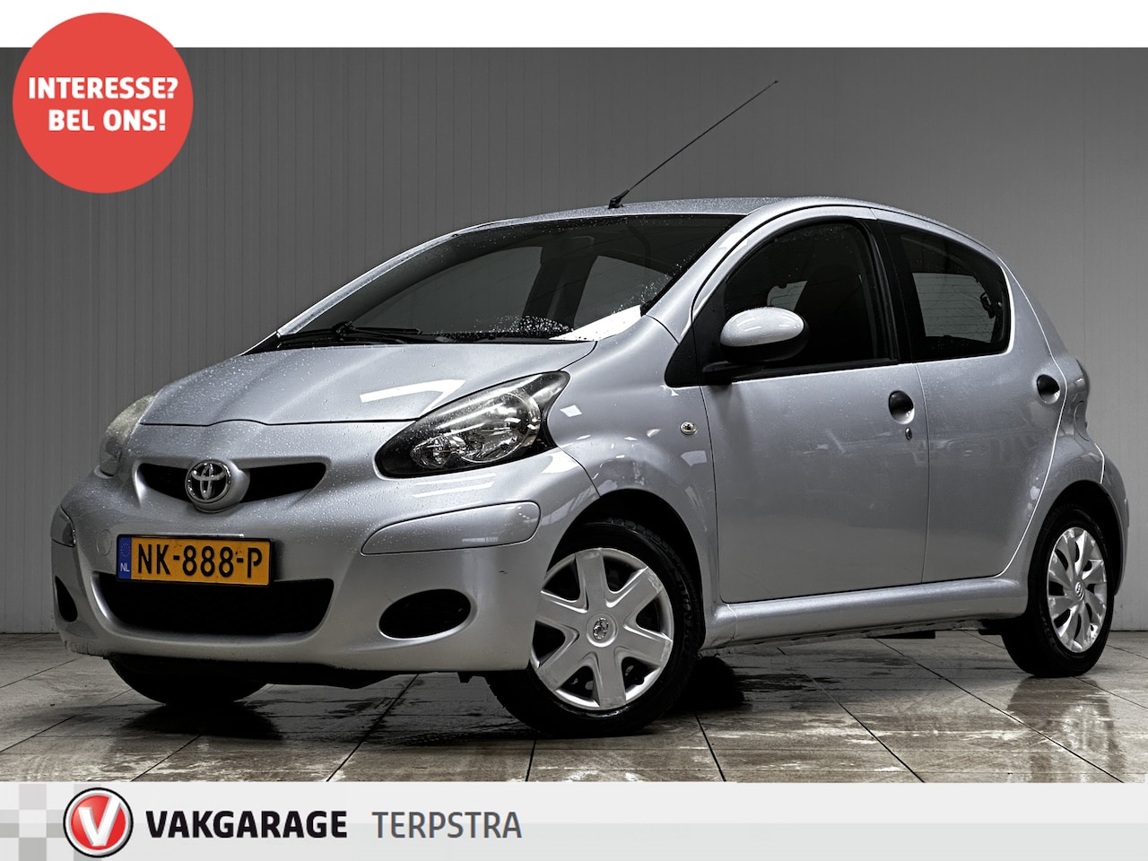 Toyota Aygo - 1.0-12V Access/ 5-DRS/ Radio-CD+AUX/ Stuurbekr/ Airbags/ Deelbare Achterbank/ Bumpers in K - AutoWereld.nl