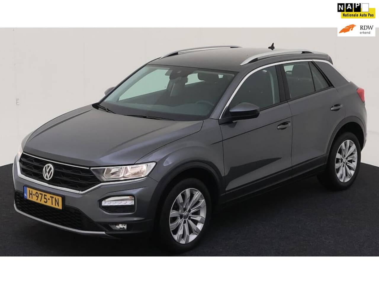 Volkswagen T-Roc - 1.0 TSI Style Business plus, climaat controle, 17 inch, navigatie, luxe uitvoering, 1 e ei - AutoWereld.nl