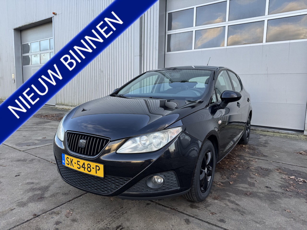 SEAT Ibiza - 1.4 Stylance AIRCO. CRUISE. ZEER NET. NW. Distr. riem NW. Banden. - AutoWereld.nl
