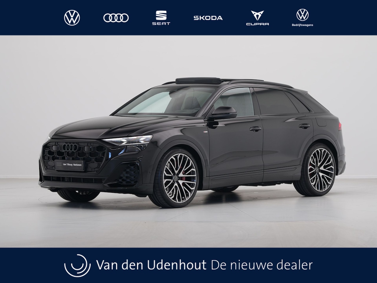 Audi Q8 - 60 TFSI e quattro Pro Line S S Line Competition Panoramadak Wegklapbare trekhaak 23'' Lich - AutoWereld.nl