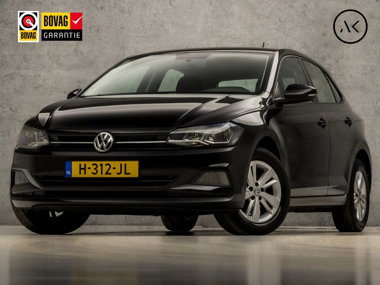 Volkswagen Polo - 1.0 TSI Sportline (APPLE CARPLAY, CRUISE, LM VELGEN, SPORTSTOELEN, START/STOP, BLUETOOTH, - AutoWereld.nl