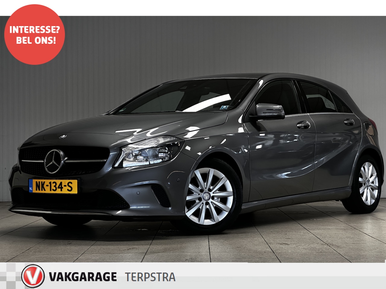 Mercedes-Benz A-klasse - 180 d Lease Edition/ Facelift!/ Automaat/ PDC V+A/ Half-Leder/ Apple + Android/ Zwarte-Hem - AutoWereld.nl