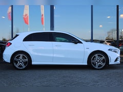 Mercedes-Benz A-klasse - 250e AUT8 AMG Line NIGHT PAKKET DISTRONIC MULTIBEAM NAVI CAMERA TREKHAAK