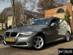 BMW 3-serie Touring - 318i Luxury Line|Carplay|Stoelv.|Xenon|Trekhaak|Cruise