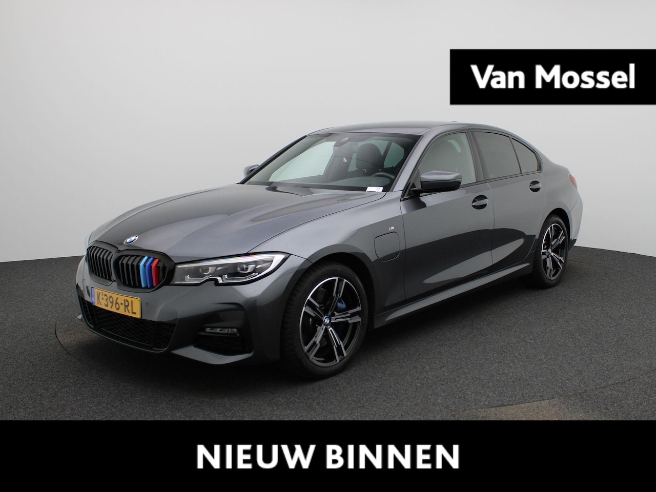 BMW 3-serie - 330e High Executive M-Pakket | AUTOMAAT | Lederen Bekleding | Apple Carplay/Android Auto | - AutoWereld.nl