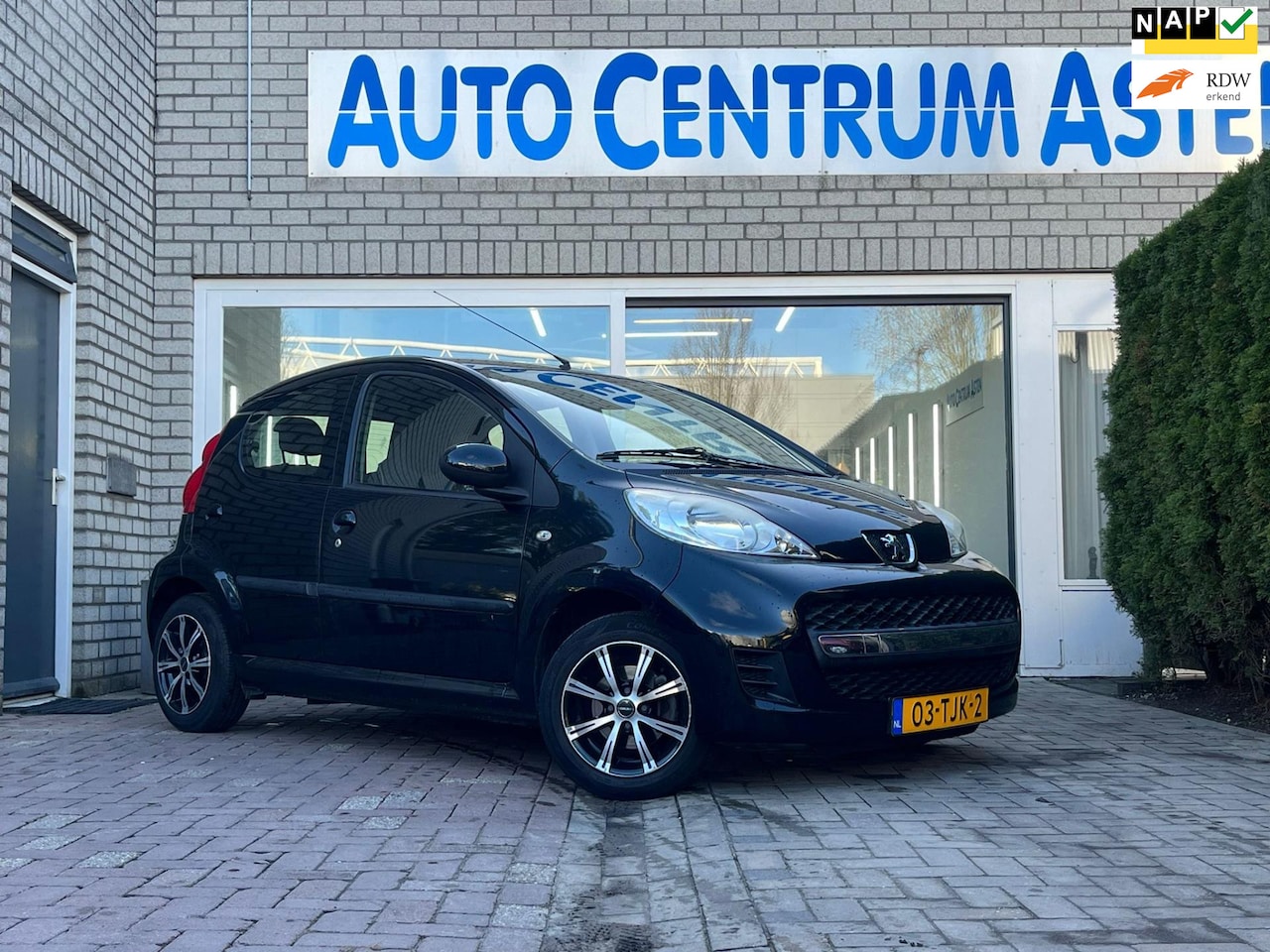 Peugeot 107 - 1.0-12V XS 1.0-12V XS - AutoWereld.nl