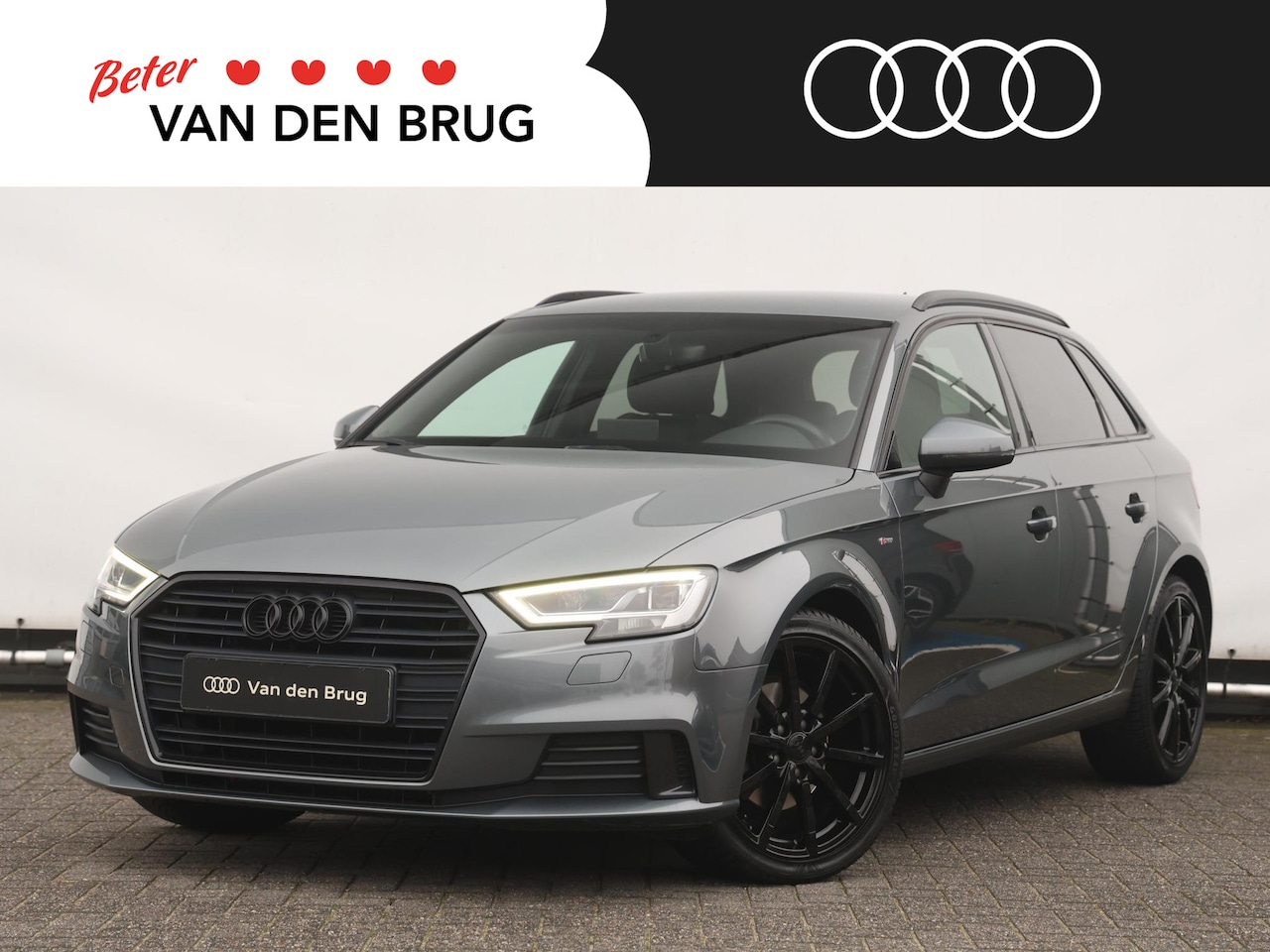 Audi A3 Sportback - 35 TFSI CoD Advance Sport | Automaat | Trekhaak | LED | Zwart optiek | Navi | Verwarmbare - AutoWereld.nl