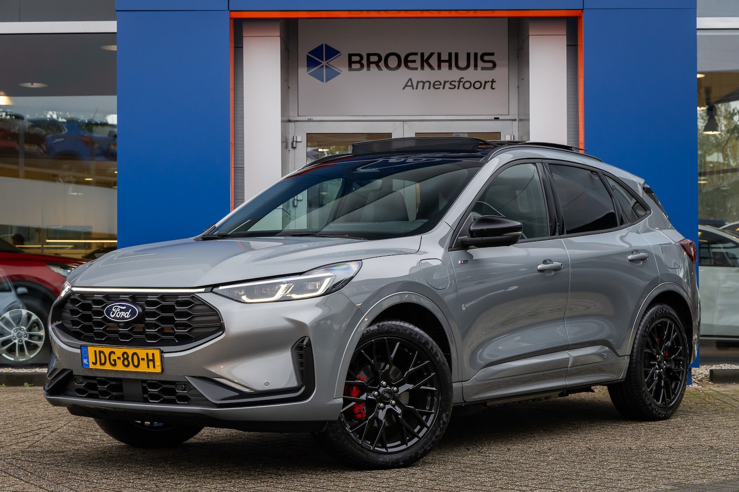 Ford Kuga - 2.5 PHEV ST-Line X | DEMO-DEAL!! | Alle opties!! | Trekhaak | Pano-dak | Matrix Led | Blac - AutoWereld.nl