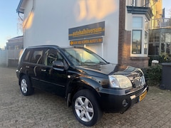 Nissan X-Trail - 2.5 Elegance AUTOMAAT LEER 4X4