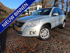 Volkswagen Tiguan - 1.4 TSI Comfort&Design Elektrisch Glazen Panoramadak Pdc Cruisecontrol Ecc Park Assist Lm