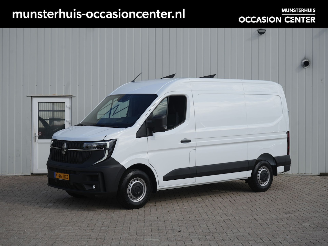 Renault Master - T35 2.0 dCi 130 L2H2 Advance - VOORRAADVOORDEEL - All Seasonbanden - Achteruitrijcamera - - AutoWereld.nl