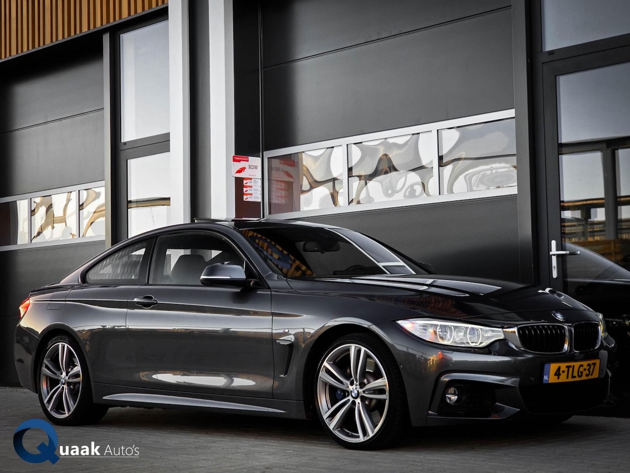 BMW 4-serie Coupé - 435i M-Sport | LEER | PANO | HEAD UP DISP. | LED | DEALER ONDERHOUDEN - AutoWereld.nl