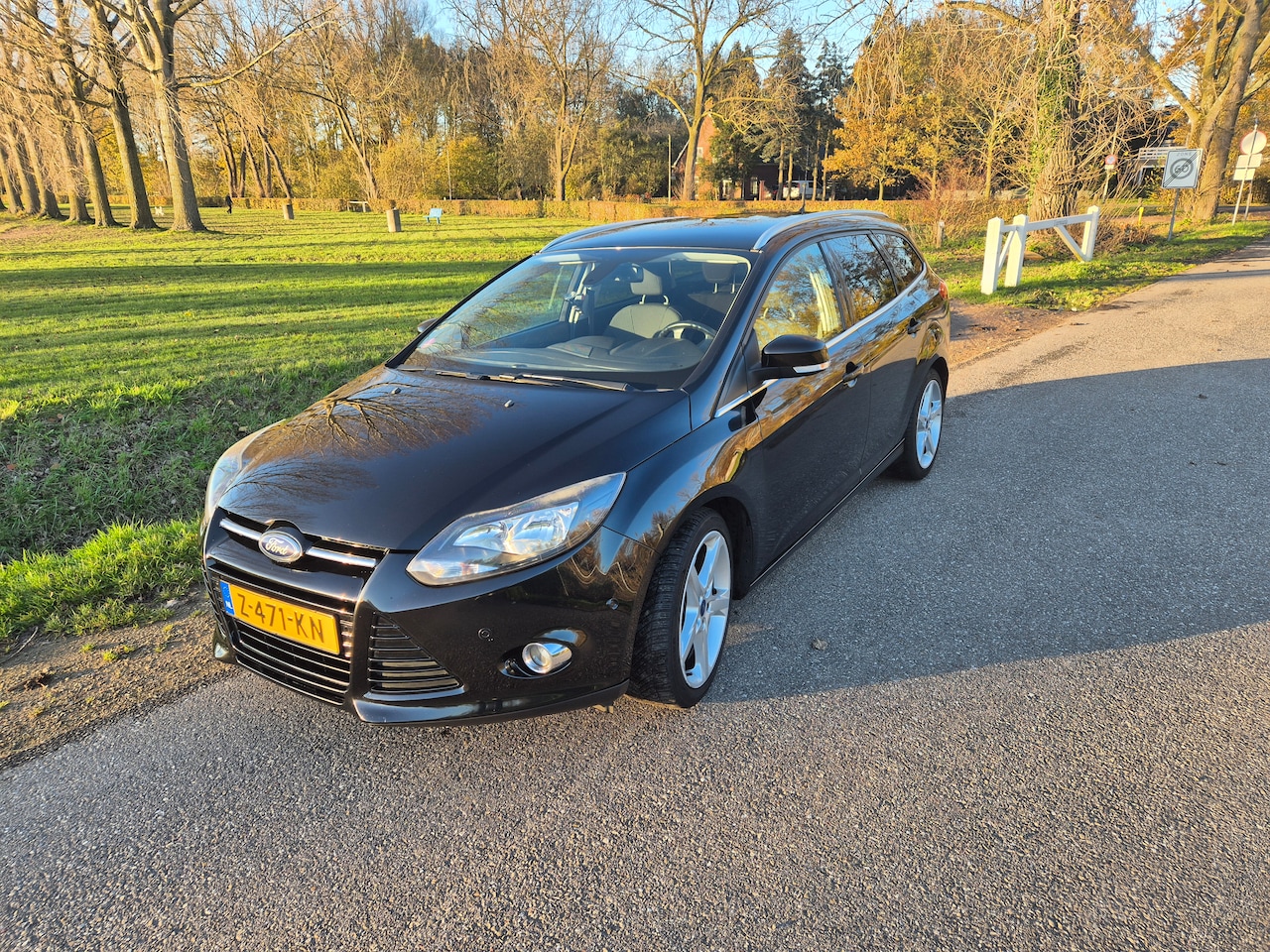 Ford Focus Wagon - 1.6 EcoBoost Titanium - AutoWereld.nl