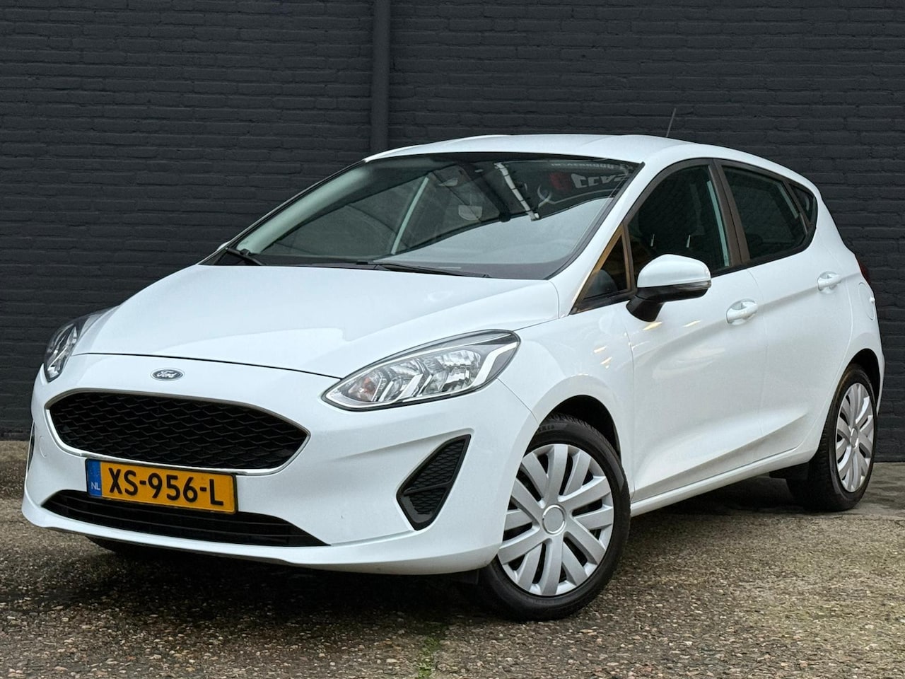 Ford Fiesta - 1.1 Trend NAVI| CARPLAY | PDC | AIRCO | ELEK RAMEN | NWE APK - AutoWereld.nl