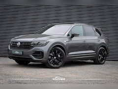 Volkswagen Touareg - 3.0 TSi 4MOTION R / Pano / Luchtvering / Incl BTW / ACC