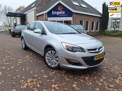 Opel Astra - 1.4 Design Edition