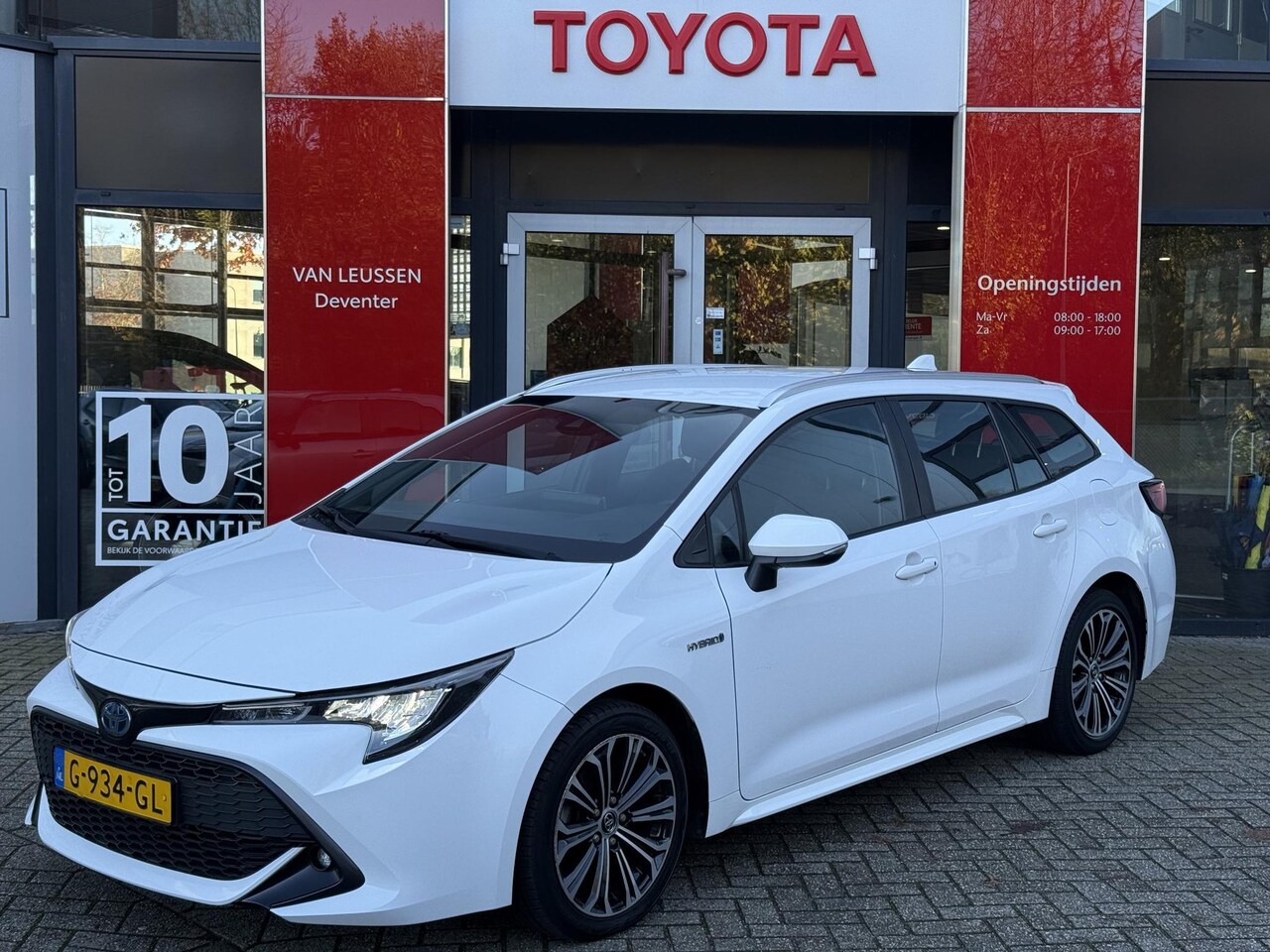 Toyota Corolla Touring Sports - 1.8 Hybrid Dynamic NL-AUTO APPLE/ANDROID CARPLAY NAVI CLIMA LM ADP CRUISE ELEK SPIEGELS - AutoWereld.nl