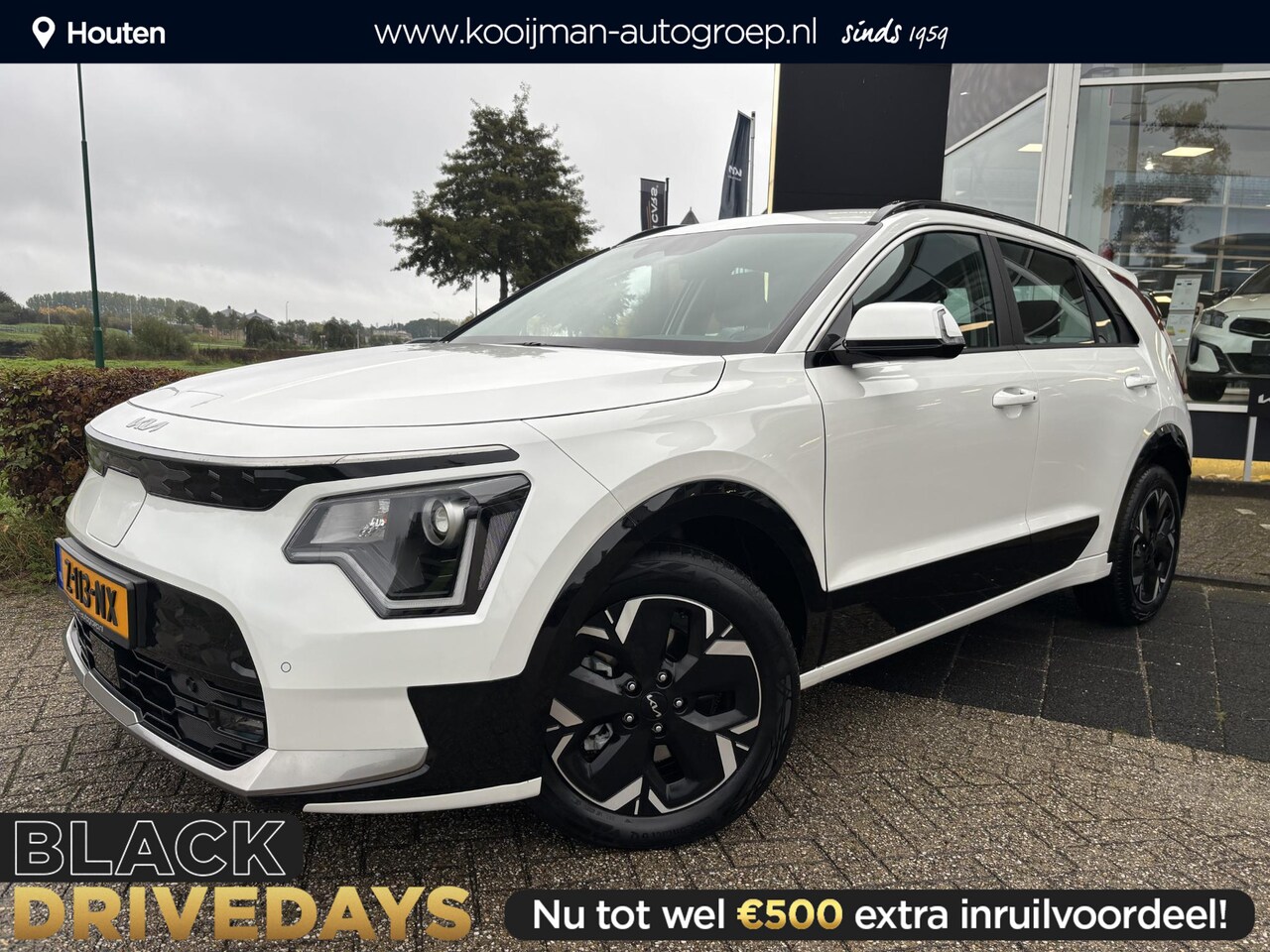 Kia Niro EV - DynamicLine 64.8 kWh | Eerste Eigenaar | Navigatie | Adaptieve Cruise Control | Half Leder - AutoWereld.nl