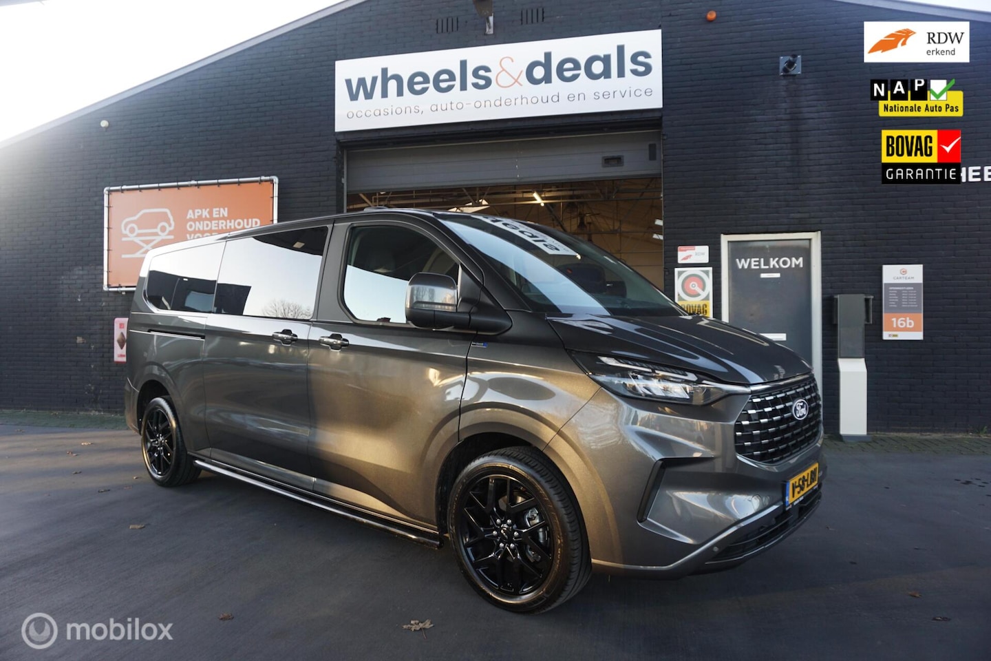 Ford Transit Custom Tourneo - 320 2.0 TDCI L2H1 MS-RT DC AWD - AutoWereld.nl