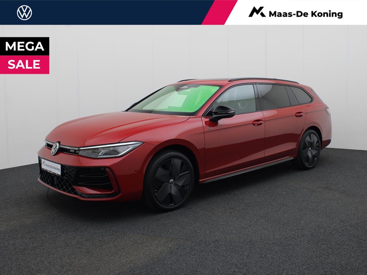 Volkswagen Passat Variant - 1.5 eTSI 150pk DSG R-Line-Edition · Panoramadak · 360 Camera · Head-Up Display · IQ Light - AutoWereld.nl