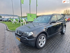 BMW X3 - 2.0i Executive / Nieuwe Ketting / APK juli 2026