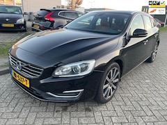 Volvo V60 - 2.4 D6 Twin Engine R-Design Garantie 29-12-2015