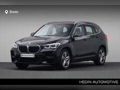 BMW X1 - sDrive18i Executive Edition | M-Sport | Achteruitrij camera | Trekhaak | Head-Up Display |