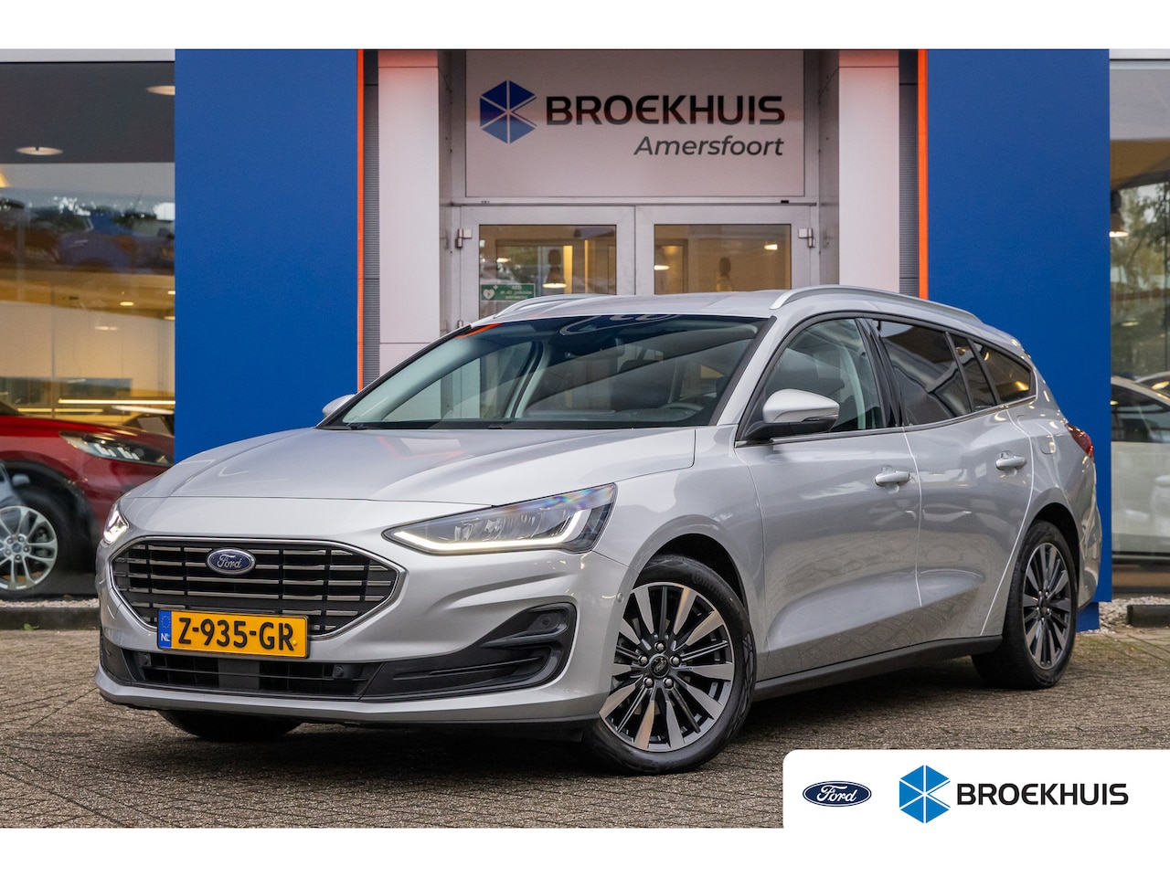 Ford Focus Wagon - 1.0 EcoBoost Hybrid Titanium X | Camera | Stoel/stuur/voorruit verwarming | Apple Carplay/ - AutoWereld.nl