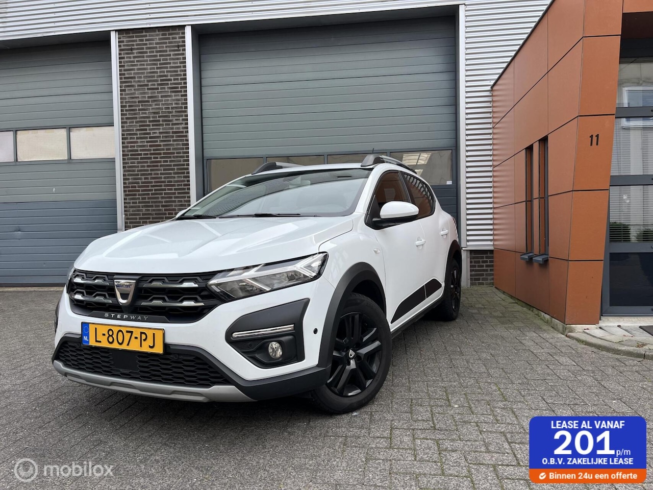 Dacia Sandero Stepway - 1.0 TCe 100 Bi-Fuel Essential 1.0 TCe 100 Bi-Fuel Essential - AutoWereld.nl