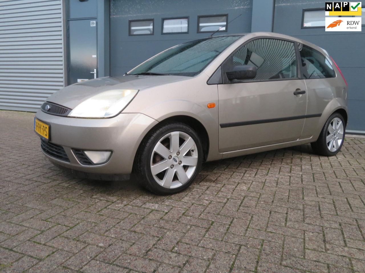Ford Fiesta - 1.3 Futura airco 108138 km nap - AutoWereld.nl