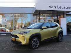 Toyota Yaris Cross - 1.5 HYBRID 115 BUSINESS AFN.TREKHAAK DODEHOEKDETECTIE STUUR/STOELVERW. LED KEYLESS SENSORE