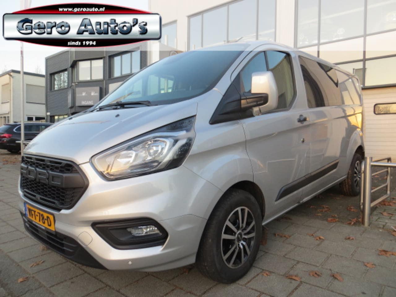 Ford Transit Custom - 320 2.0 TDCI L2H1 Limited DC automaat ,dubbele cabine ,mooie bus ,vol opties - AutoWereld.nl