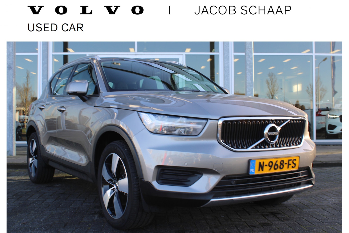 Volvo XC40 - T2 Automaat Momentum Business | Trekhaak | Adapt. Cruise | Verw. Stoel & stuurwiel | Camer - AutoWereld.nl