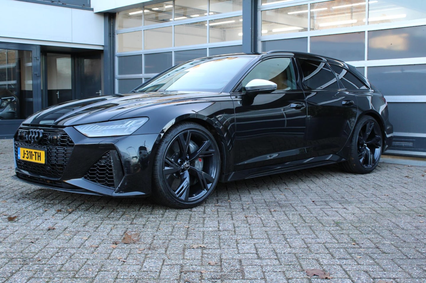 Audi A6 Avant - RS 6 TFSI quattro/keramische/PANO/B&O/Head-up/Carbon - AutoWereld.nl