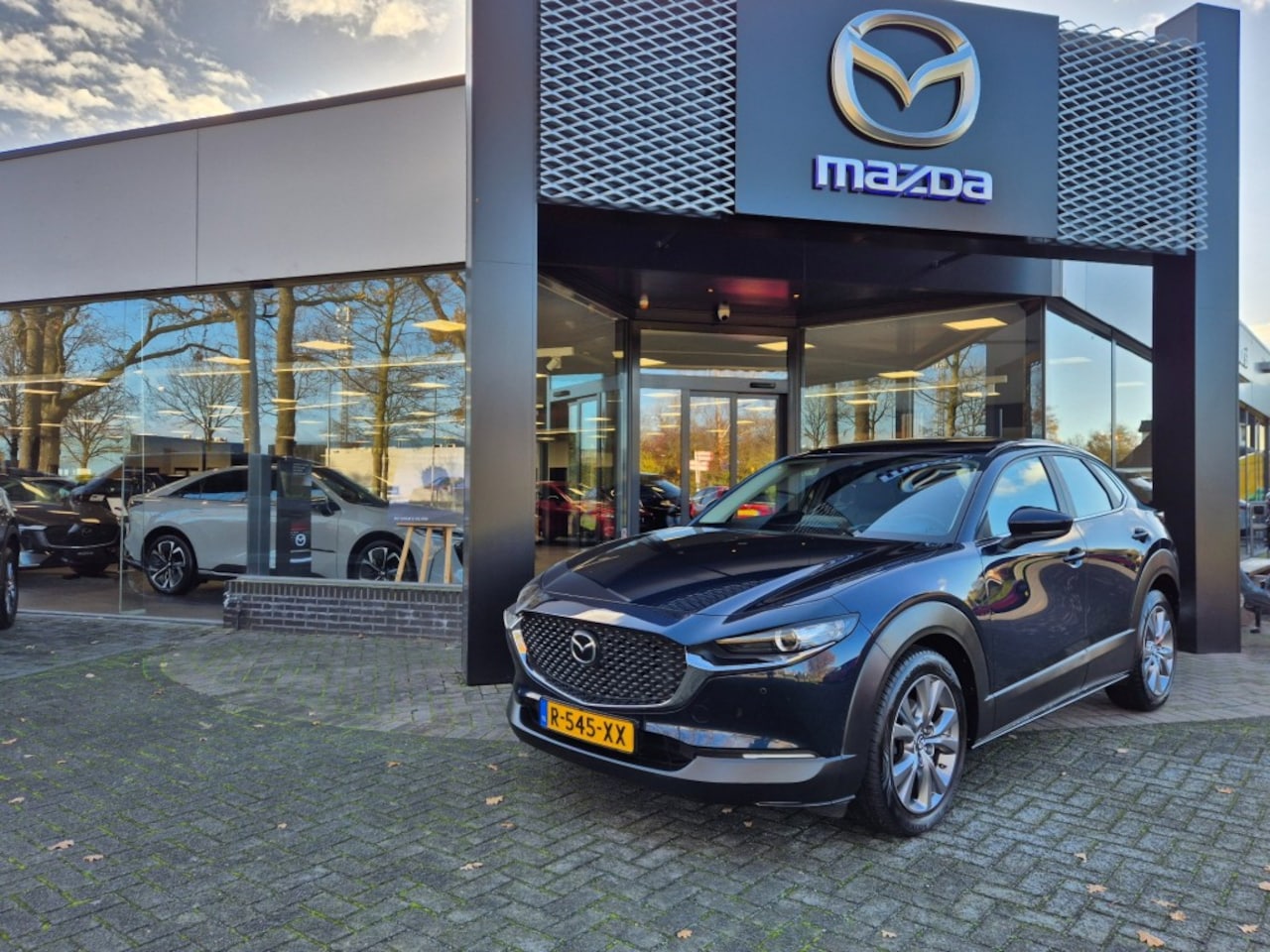 Mazda CX-30 - SKYACTIV-X 2.0 180 6MT COMFORT / Trekhaak / Carplay - AutoWereld.nl