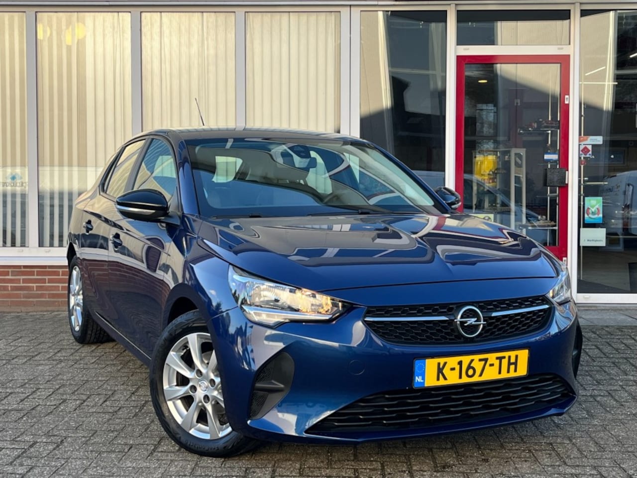Opel Corsa - 1.2 Edition 5 Deurs I Carplay I Cruise I Airco I Lichtmetaal I DAB - AutoWereld.nl