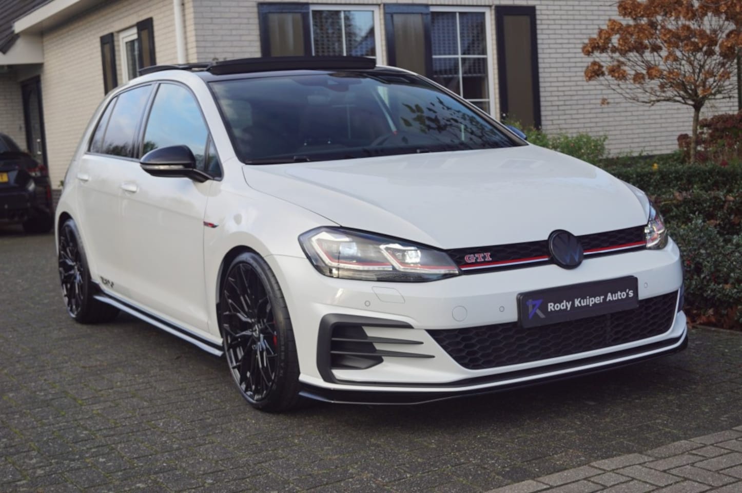 Volkswagen Golf - GTI TCR 2.0 TSI (290pk) DSG Pano/ACC/Camera/DCC/Navi Pro/Keyless - AutoWereld.nl