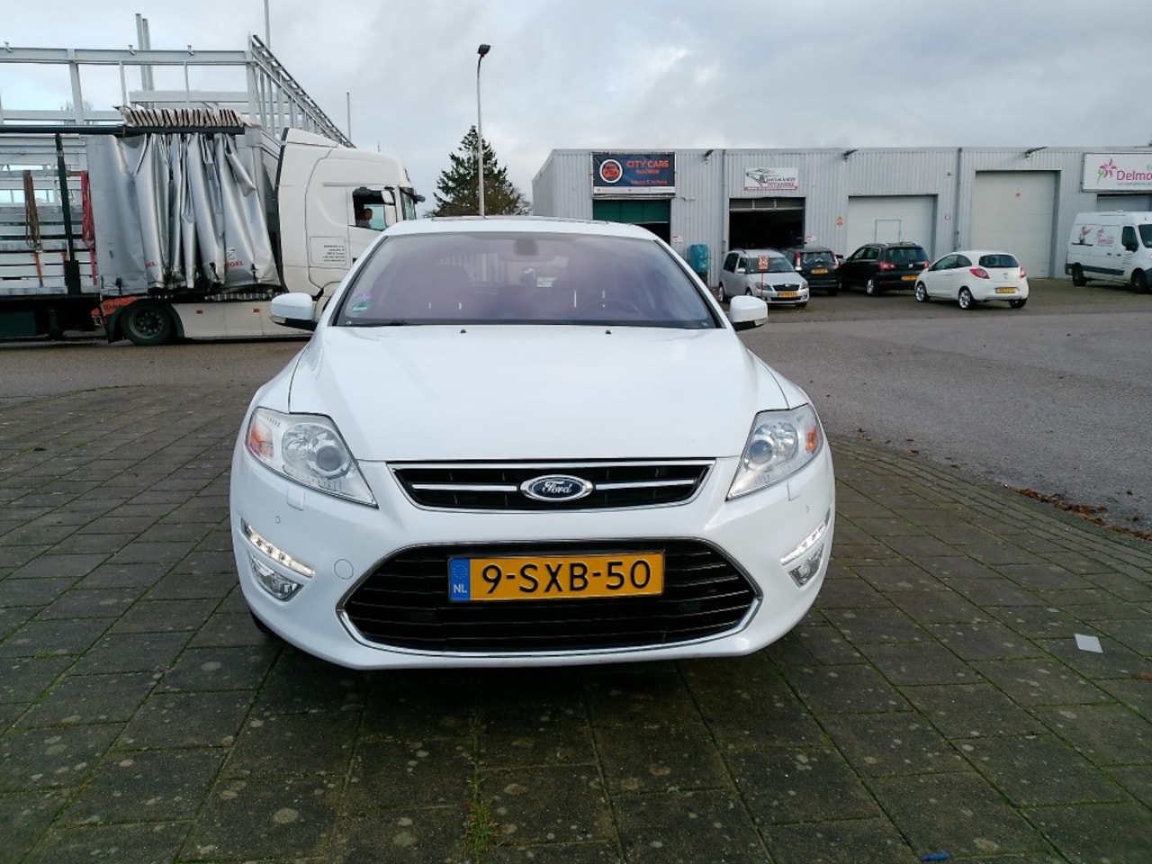 Ford Mondeo - 1.6 ECOB. PLATINUM - AutoWereld.nl