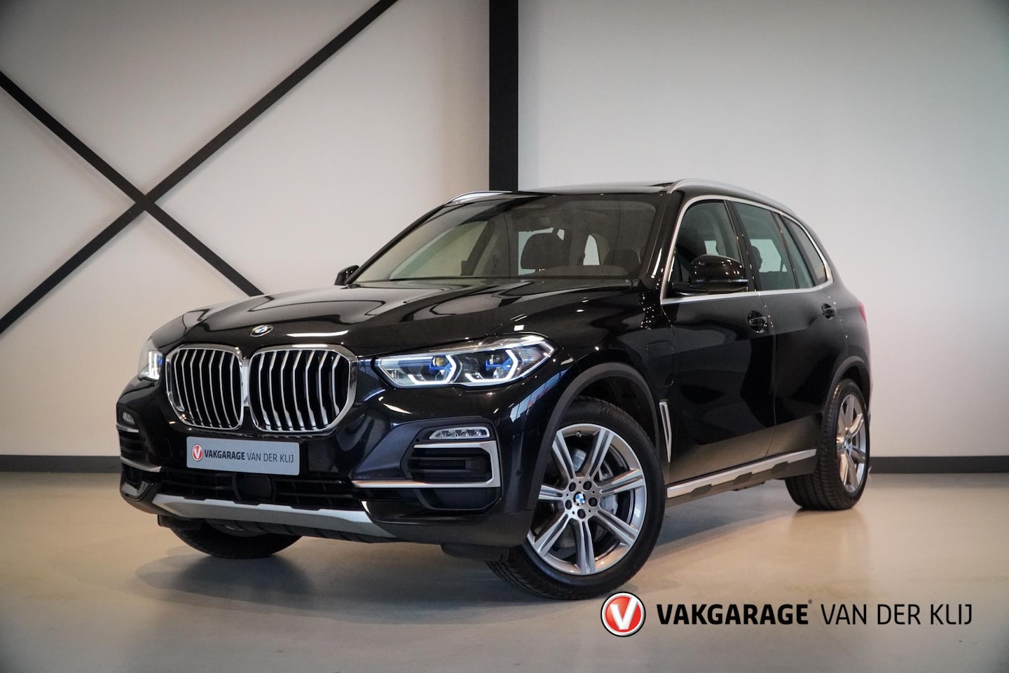 BMW X5 - XDrive45e X-Line | Panorama | Comfort Zetels | Laser | Driving Ass. Prof. | Trekhaak | H/K - AutoWereld.nl