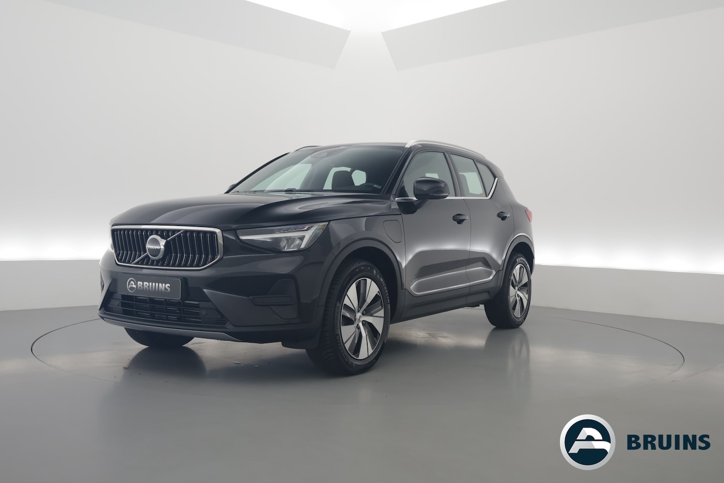 Volvo XC40 - 1.5 T4 Plug-in hybrid Plus Bright - AutoWereld.nl