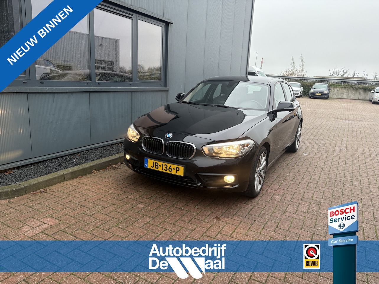 BMW 1-serie - 118i 136pk Essential Automaat 5-drs. CLIMA/CRUISE/MEDIA/PDC/17INCH - AutoWereld.nl