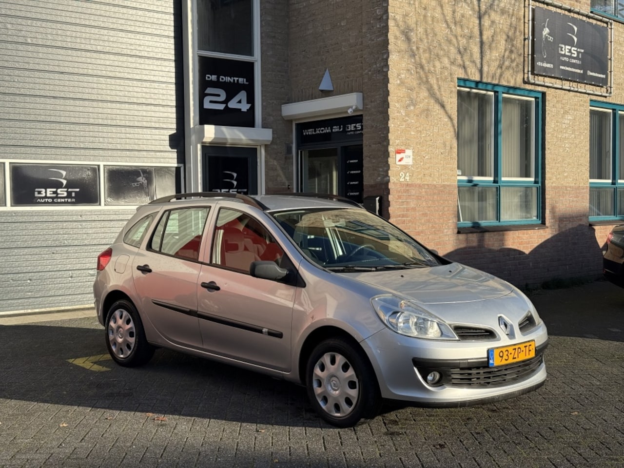 Renault Clio Estate - 1.2 TCE Corporate 1.2 TCE Corporate - AutoWereld.nl